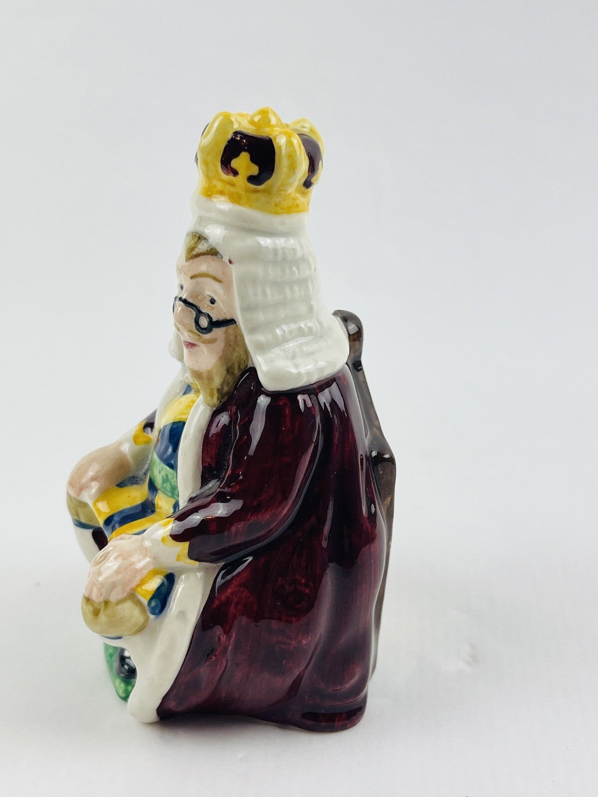 Beswick Ancienne figurine Alice séries "King of heart" 1974 modèle 2489