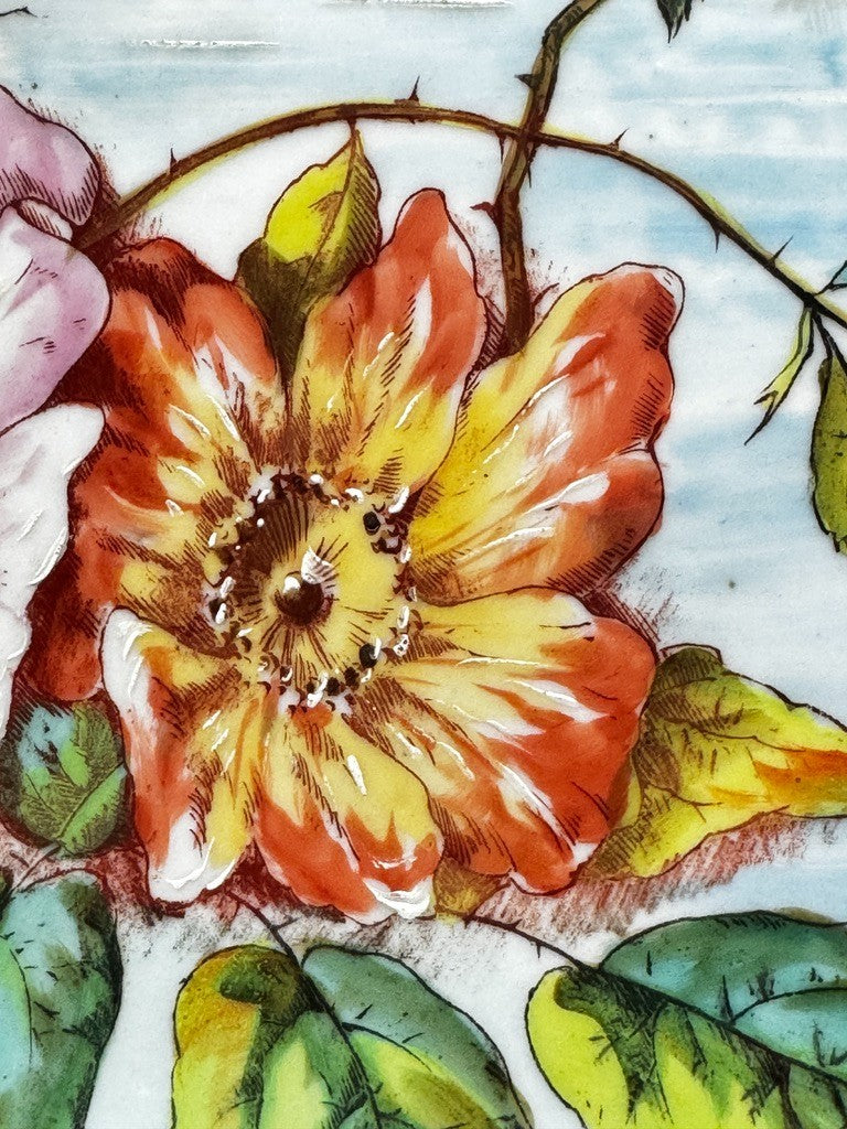 Plat décoratif en porcelaine de Limoges, décor peint à la main – fin XIXe