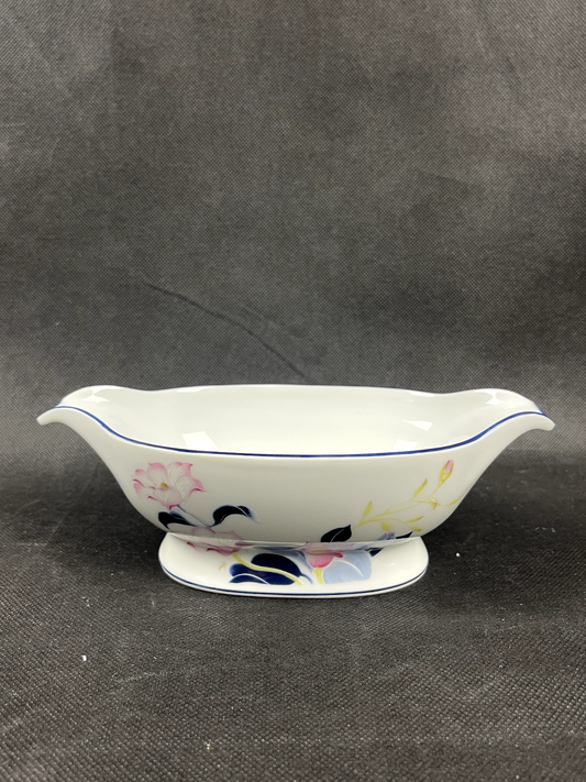 CH Field Haviland, Limoges,  saucière motif Tulipes bleues