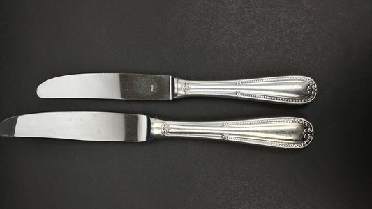 Coffret De 24 Couteaux En Métal Argenté, style Empire Restauration