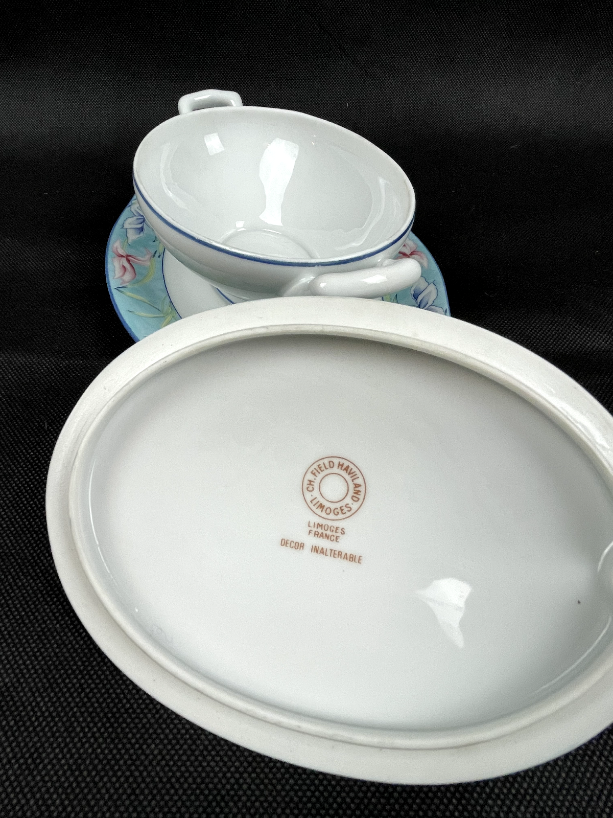 CH Field Haviland, Limoges,  saucière, modèle Assouan