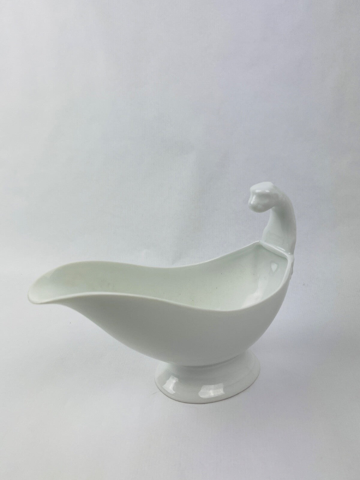 Saucière porcelaine de Paris blanche décor tête de Lion Empire France