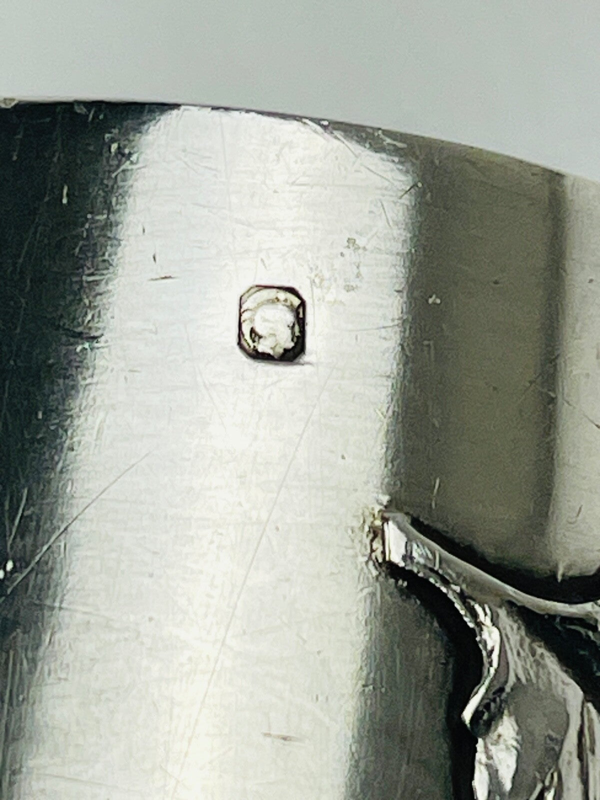 Superbe rond de serviette en argent massif