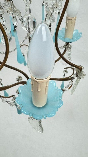 Petit lustre italien en laiton, opaline bleue et pampilles, années 50flag