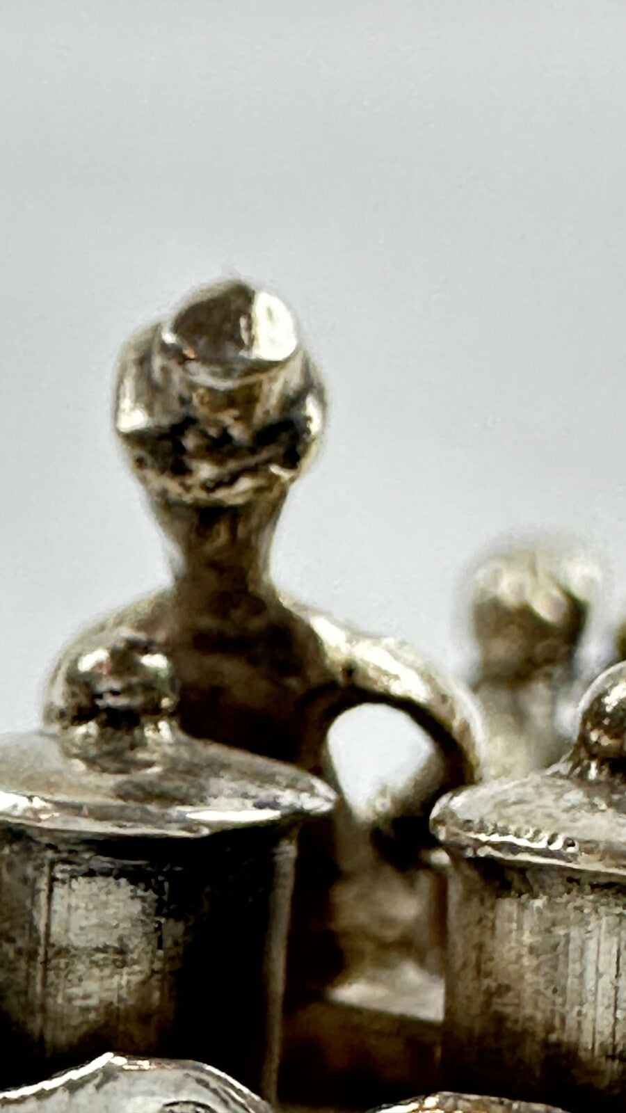 Miniature, objet de vitrine, attelage de chiens, marchand de lait en argent