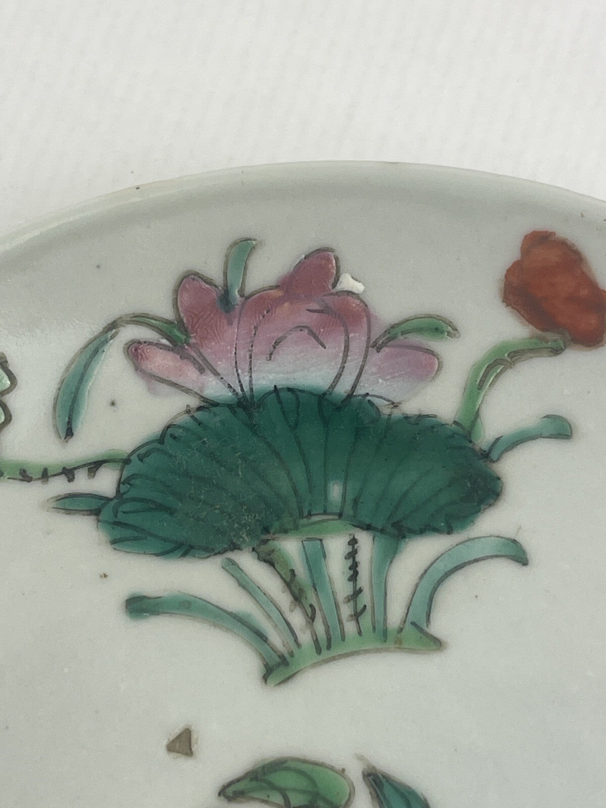 Coupelle en porcelaine de Chine, famille rose