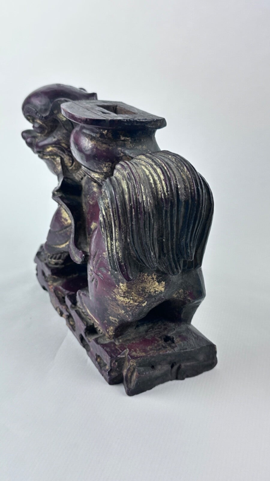 Paire de chiens de Fô en bois sculpté et doré 19ème