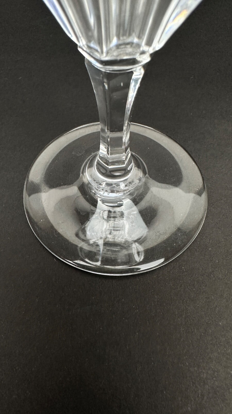 Baccarat, Suite De 9 Verres à Porto Modèle Duchesse De Dino