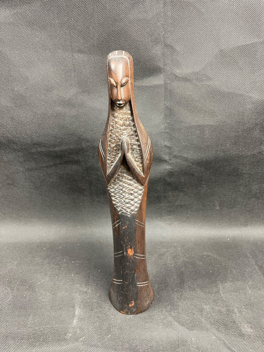 Statuette en palissandre Vierge en prière