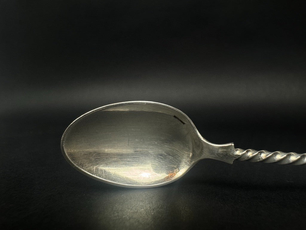 Christofle, coffret de 6 cuillères à moka modèle corne d'abondanceflag