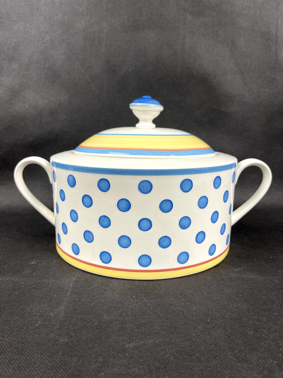 Soupière en porcelaine Villeroy & Boch modèle Twist Anna