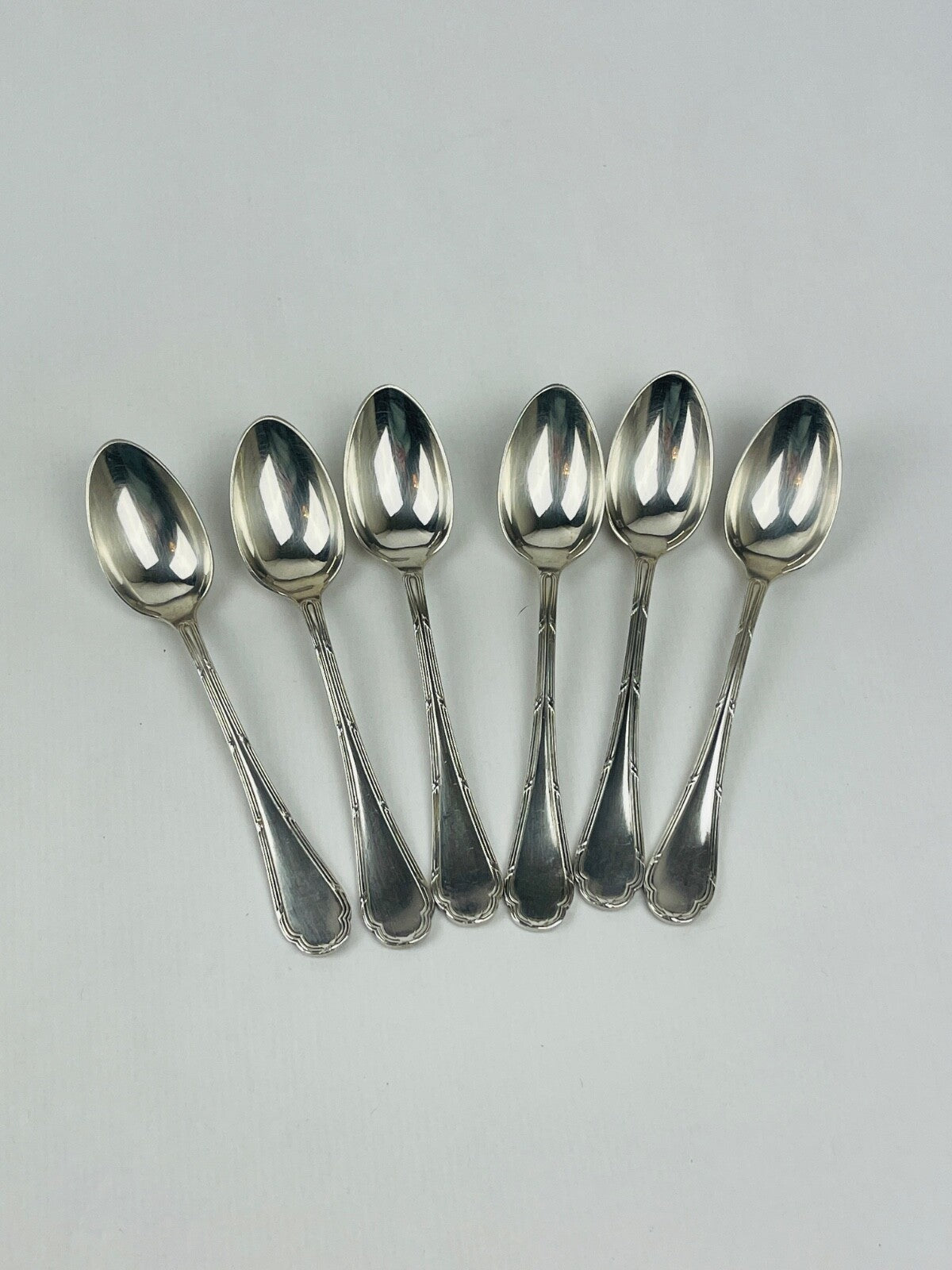 Suite de 6 petites cuillères  Ercuis modèle Trianon