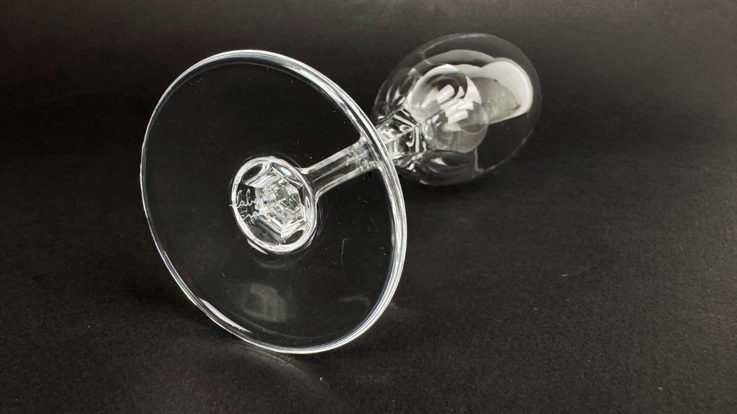 Lalique suite de 6 flûtes à champagne  modèle Tuileries