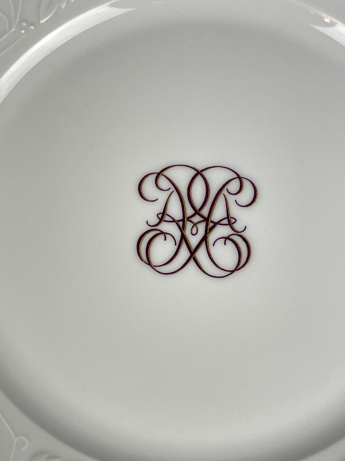 Haviland Limoges,  assiette de table n°2 Impératrice, neuve