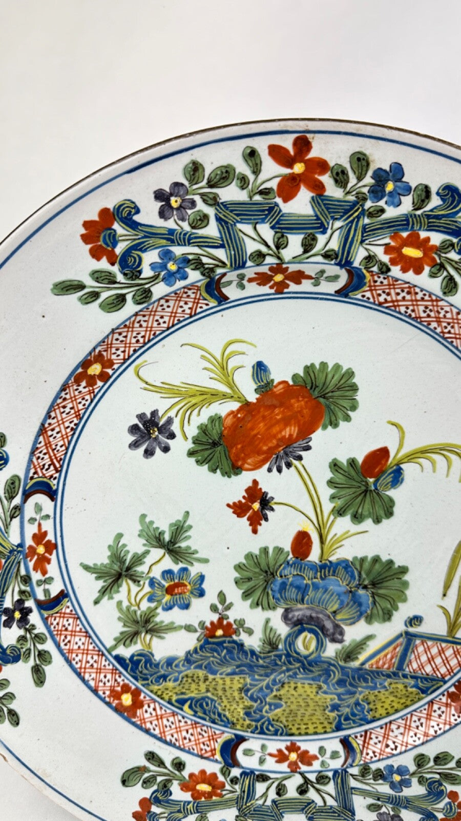 Grand plat en faïence de Delft Doré 18ème 35 cm