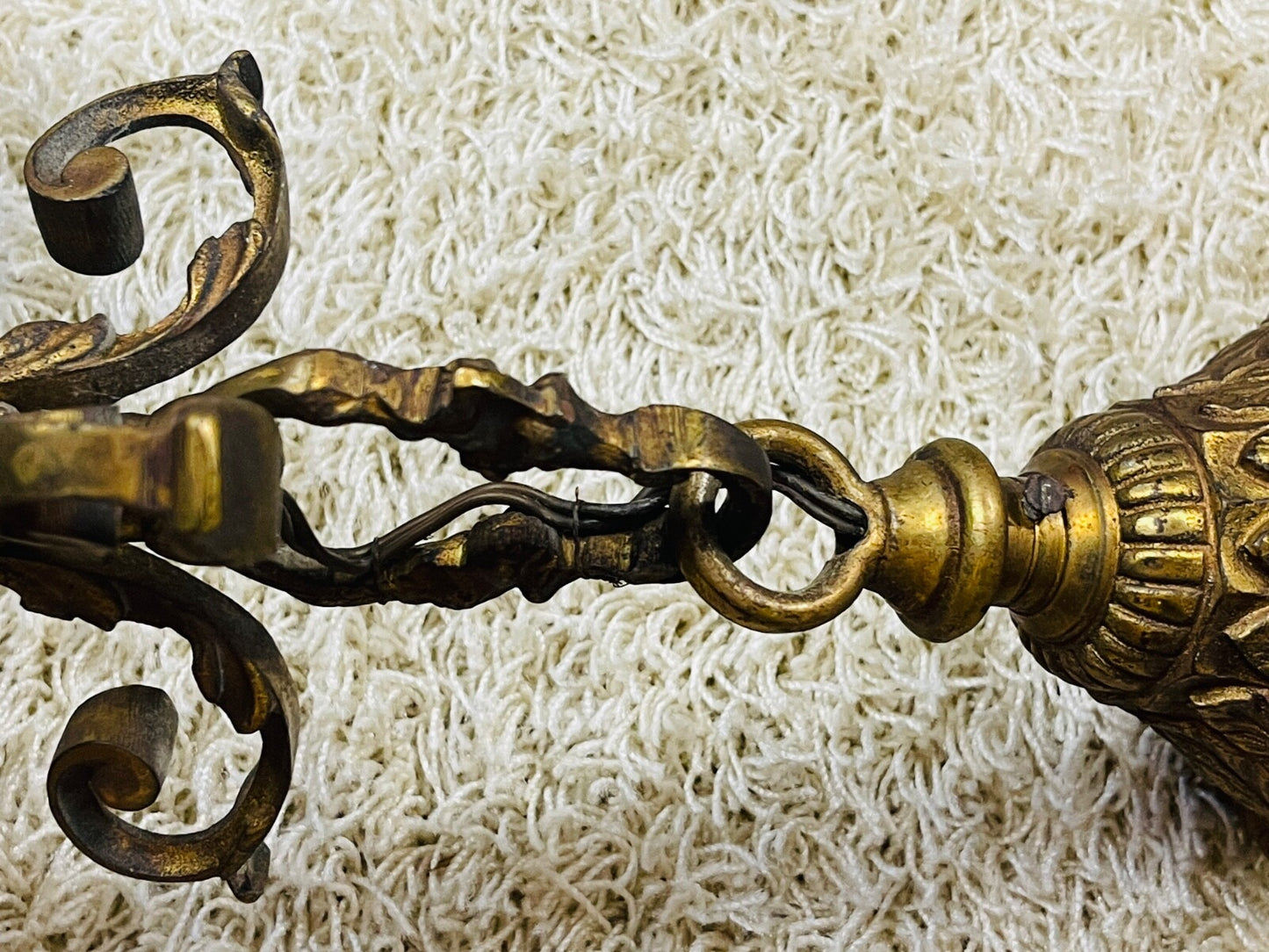 Ancienne lanterne en bronze et cristal taillé n°2