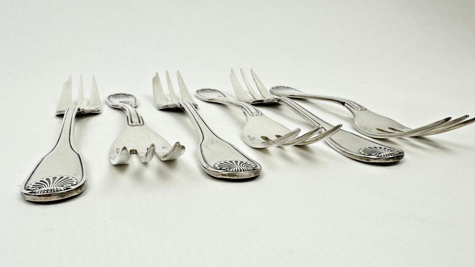 Série de 6 fourchettes à gâteau Christofle ancien modèle Vendôme