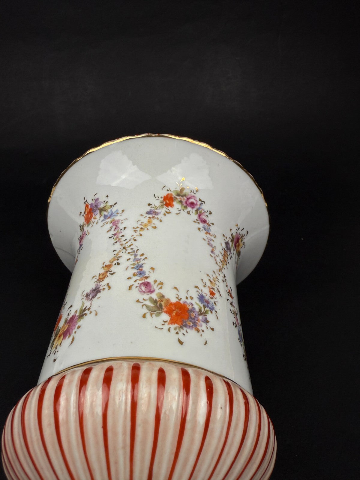Vase Médicis en porcelaine - France, vers 1890-1910