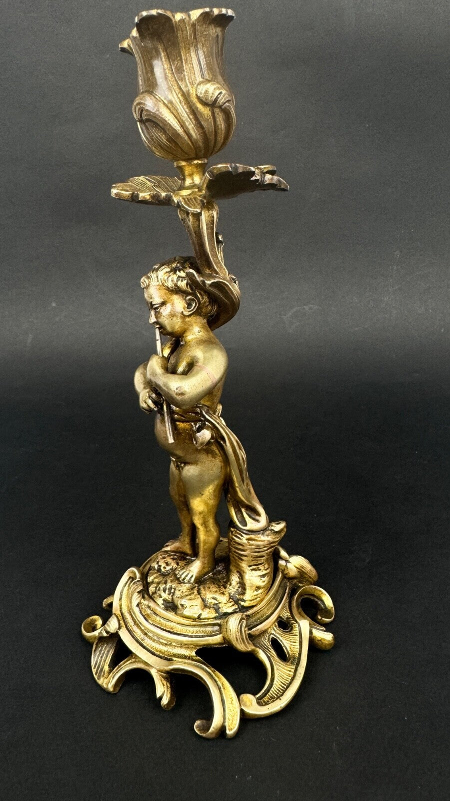 Paire de bougeoirs en bronze doré, putti, faune XIXème siècle
