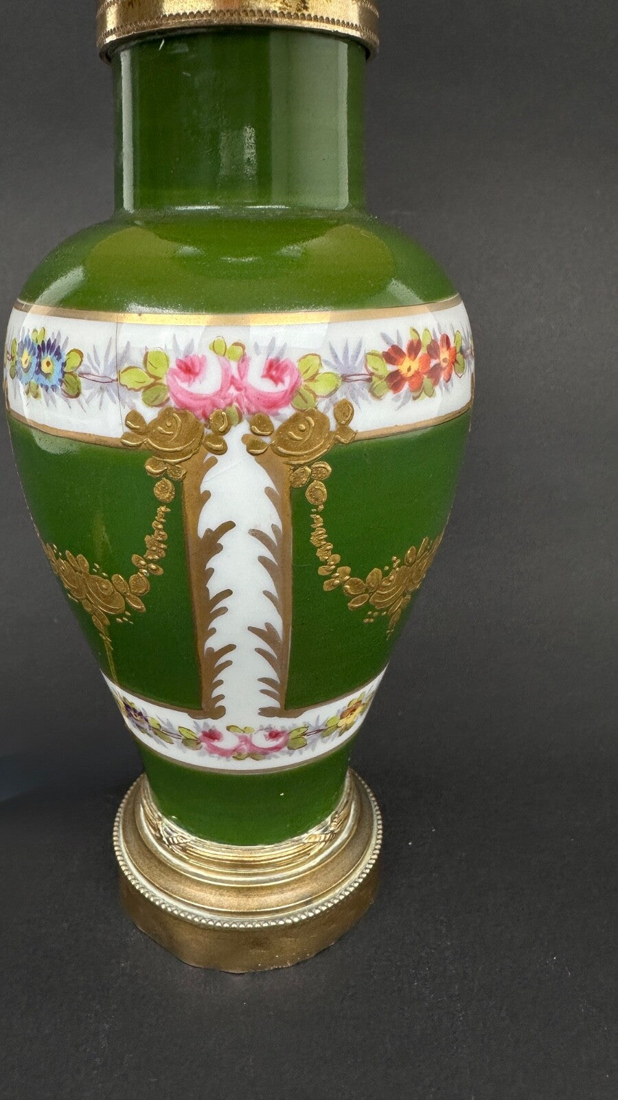 Petite Lampe En Porcelaine, Limoges Ou Sèvres