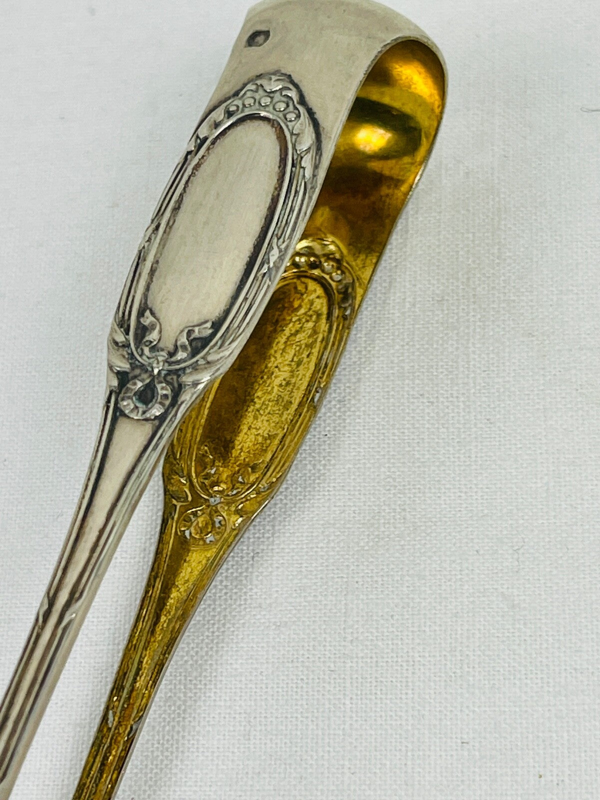 Belle pince à sucre argent massif et vermeil