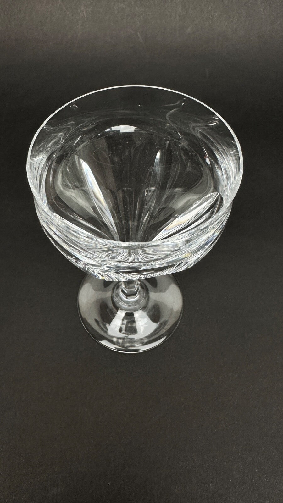 Baccarat, Suite De 9 Verres à Porto Modèle Duchesse De Dino