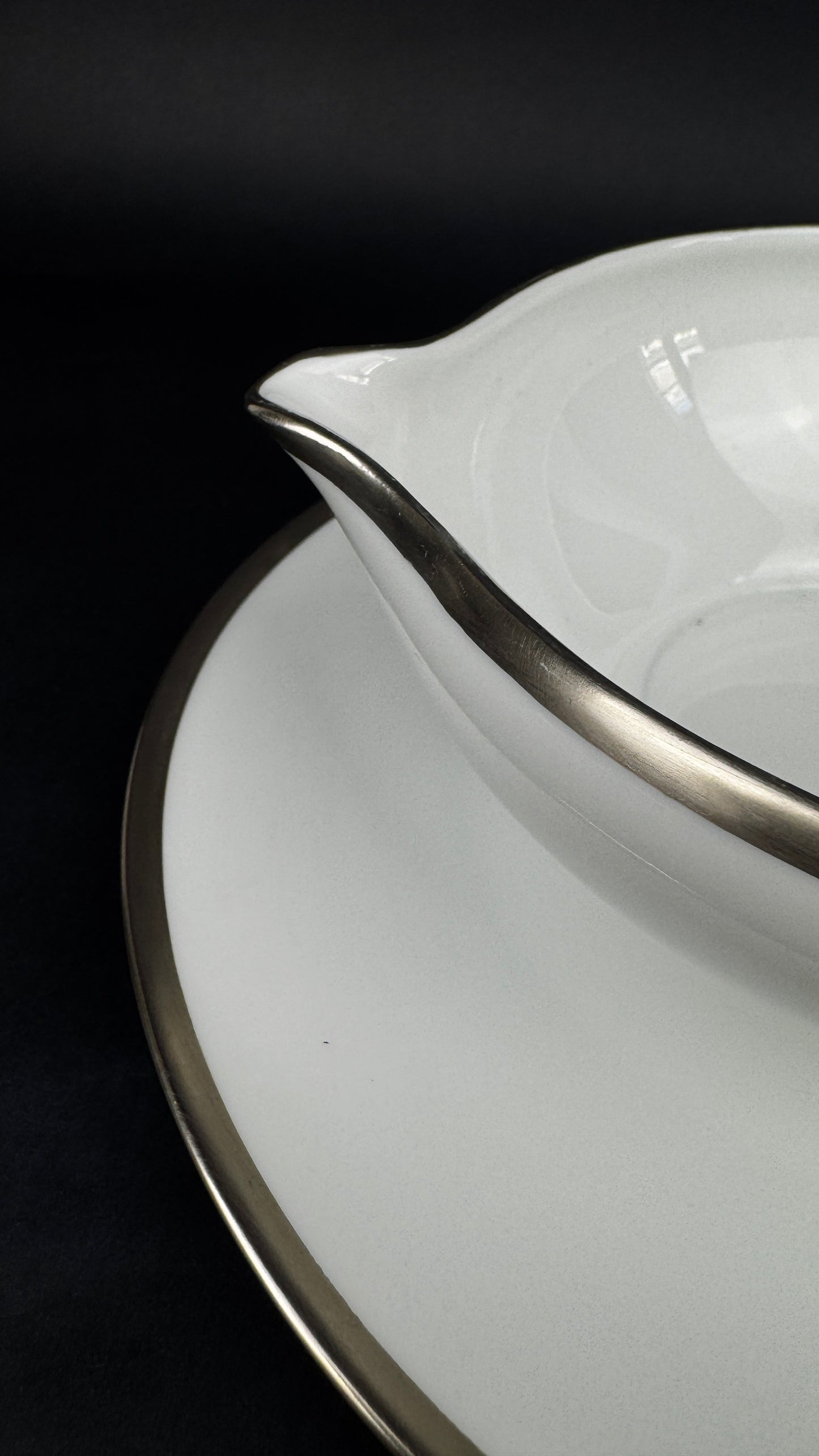 Saucière et deux raviers  Raynaud modèle Fontainebleau platine