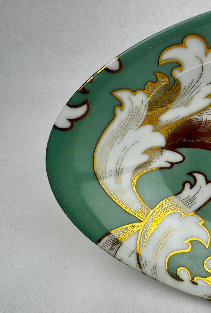 Ravier en porcelaine de Limoges Geneviève Lethu – Décor “Cipango”, 1991