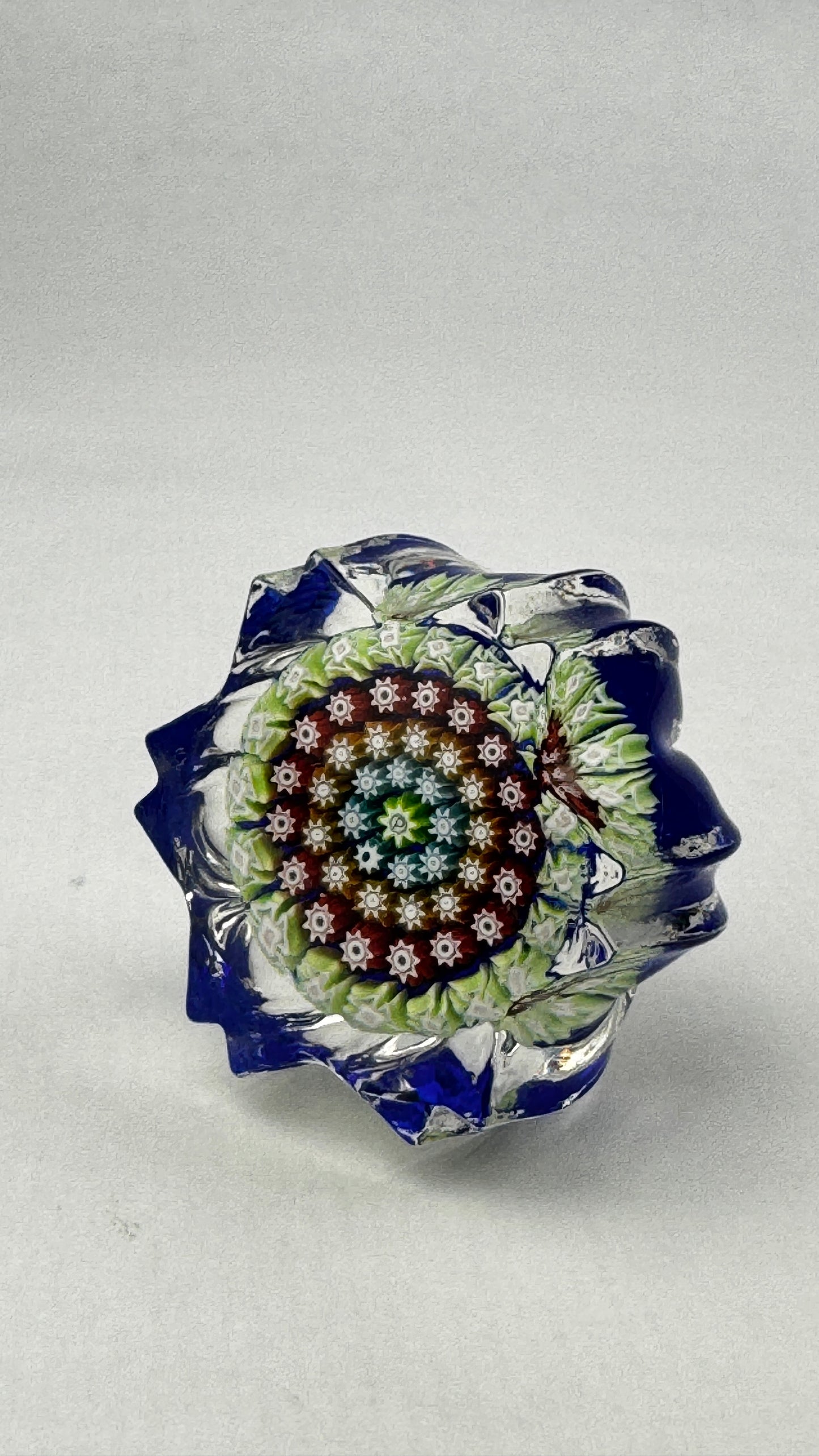 Presse papier millefiori cristal bleu forme étoilée Perthshire
