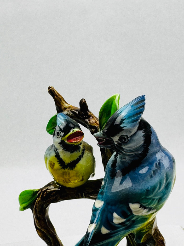 Figurine japonaise en porcelaine couple de Geais – “Blue Jay” – C.F. Co, vers 1950