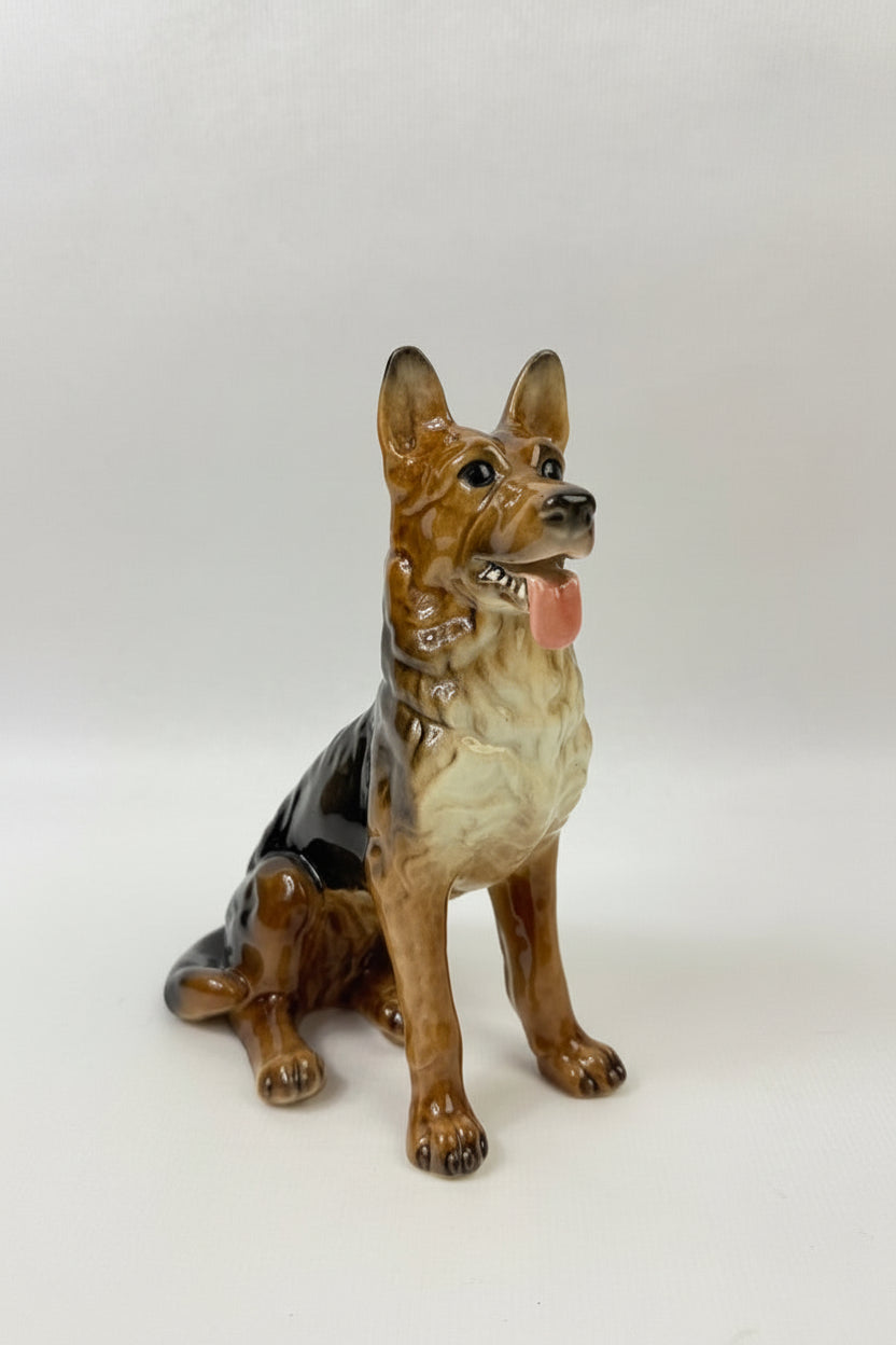 Grand berger allemand assis Goebel Germany en porcelaine vintage