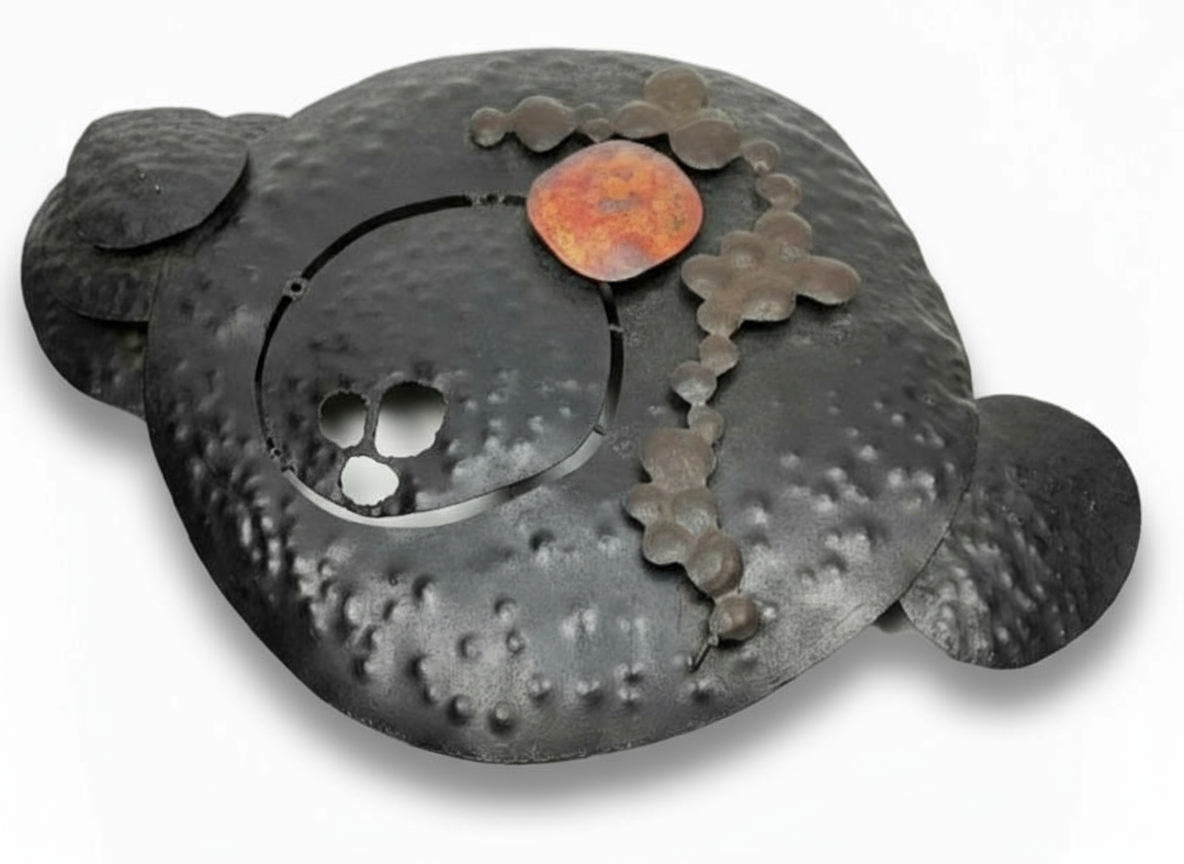 Ensemble de sculptures murales brutalistes signées B + D, vers 1965–1975