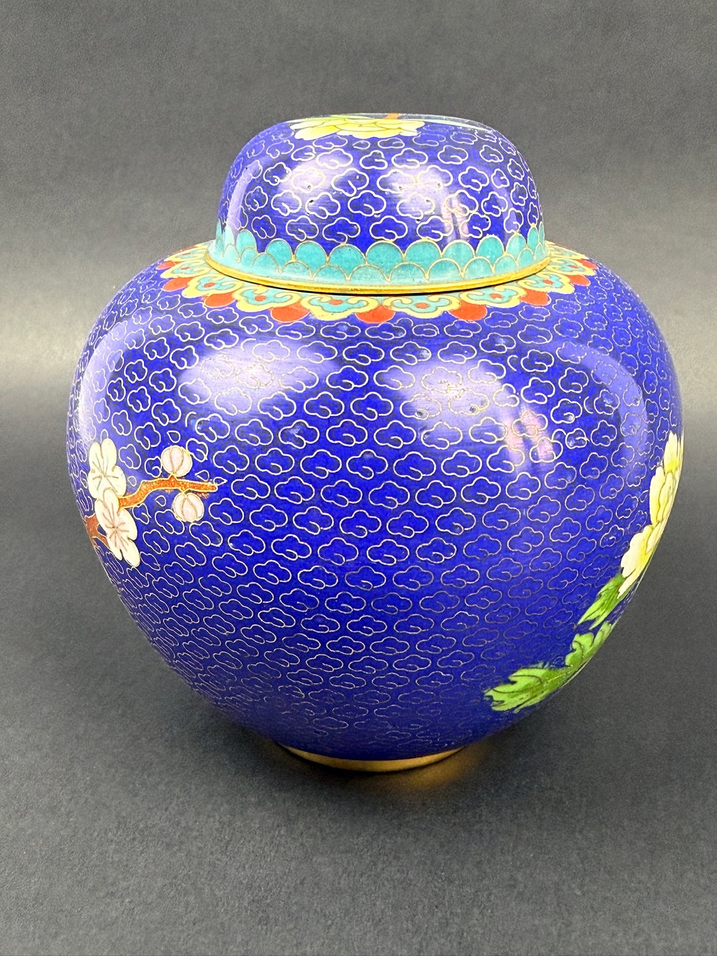Pot à gingembre en émail cloisonné