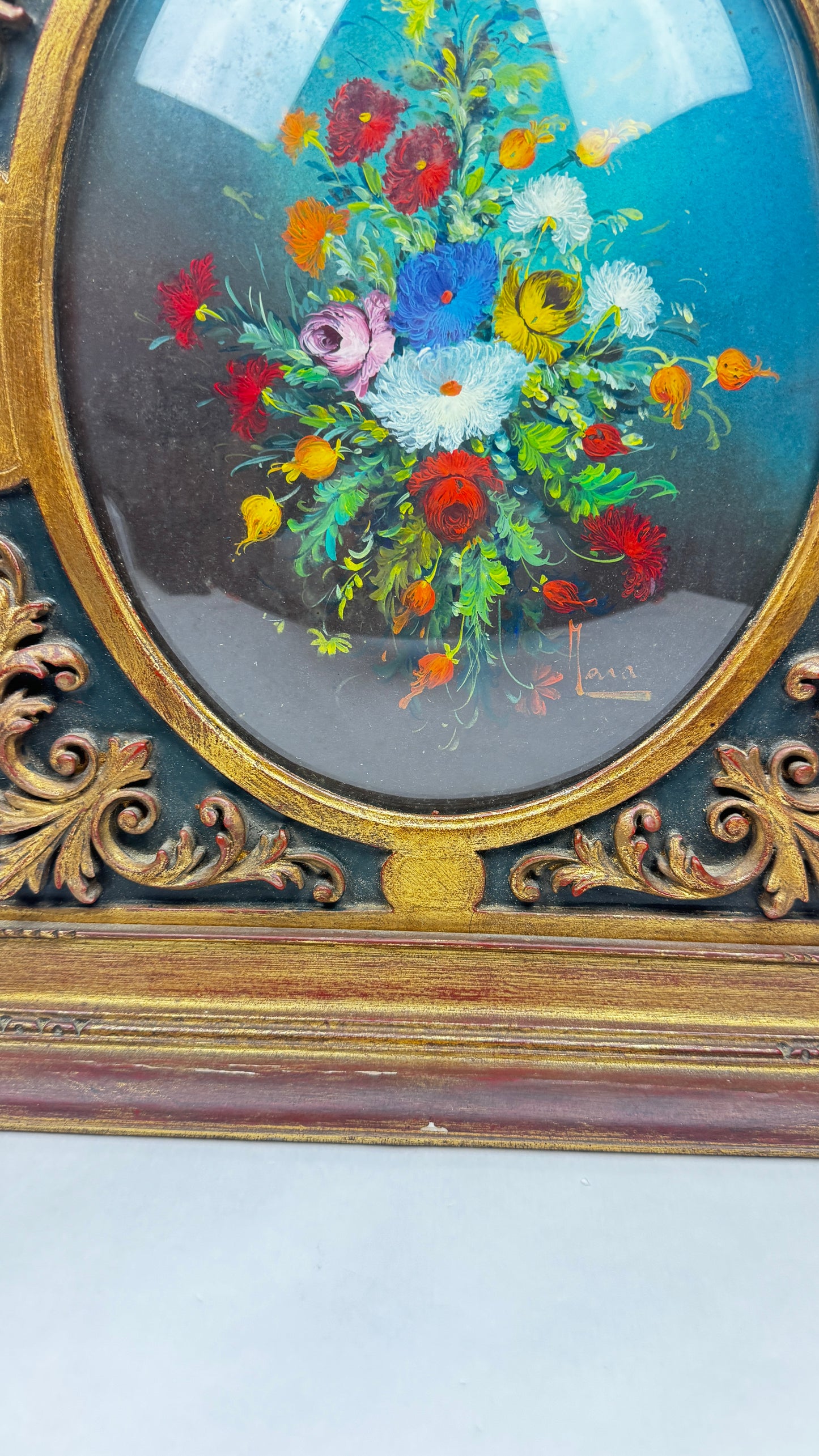 Tableau bouquet de fleurs ovale cadre bois doré style Napoléon III vintage