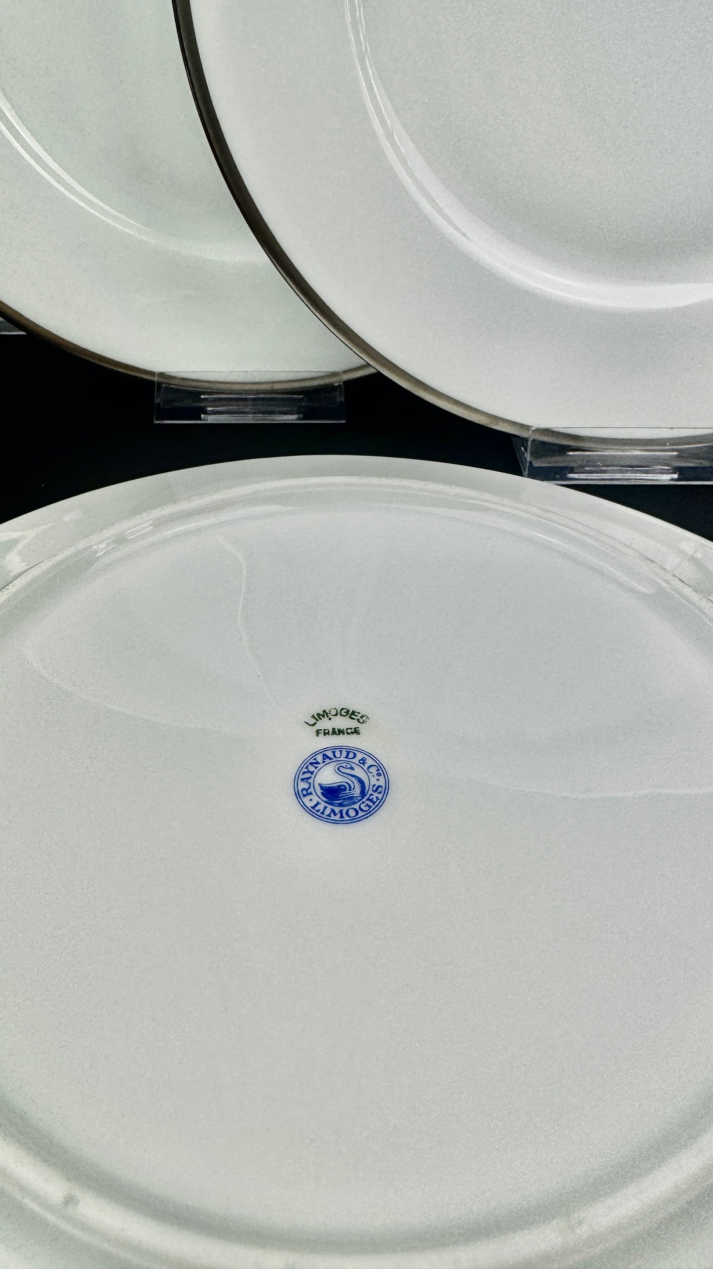 Raynaud, Fontainebleau Platine, suite de 6 assiettes à aile 25 cm