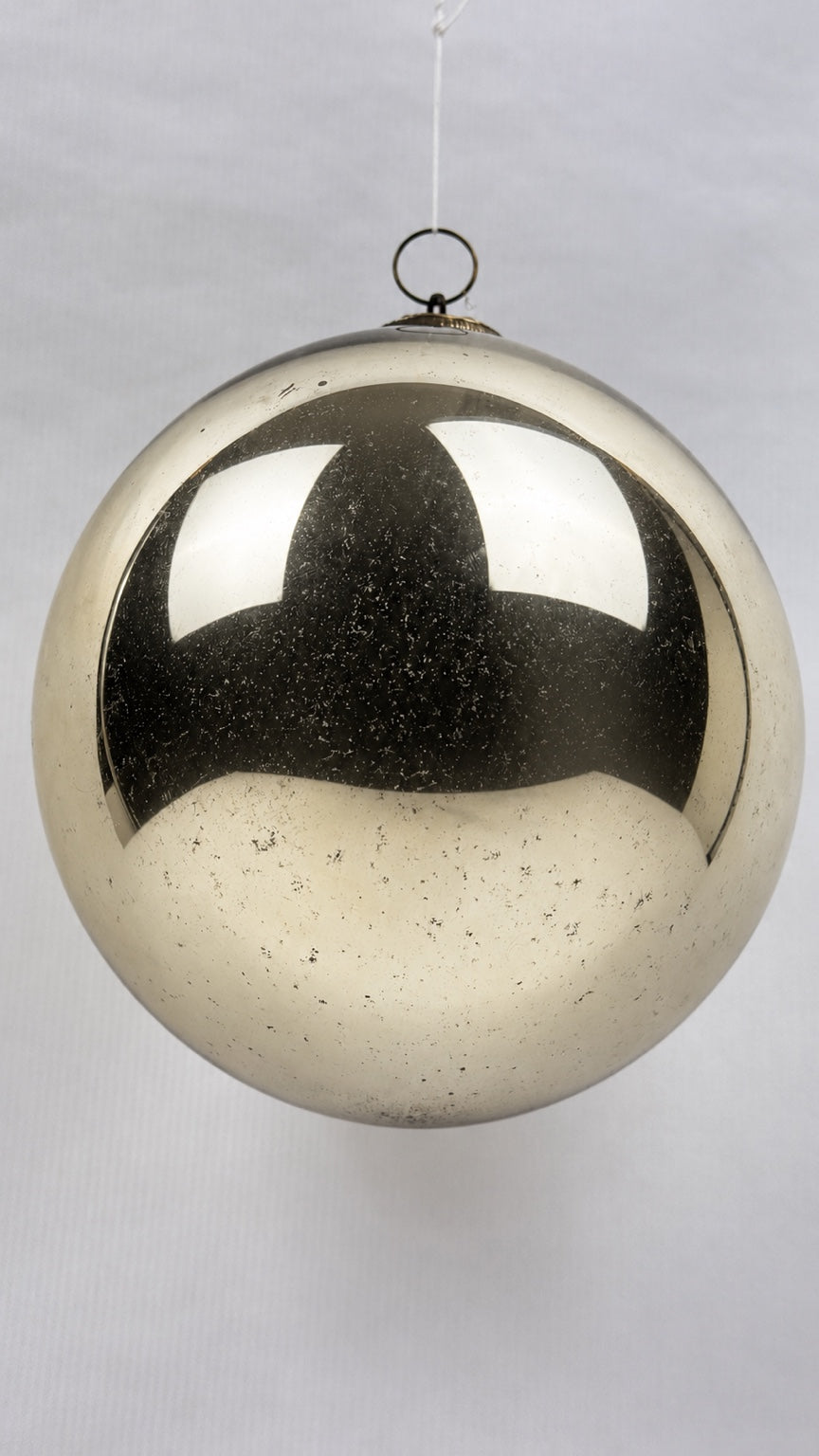 Boule de pardon ancienne en verre argenté, diamètre 16 cm