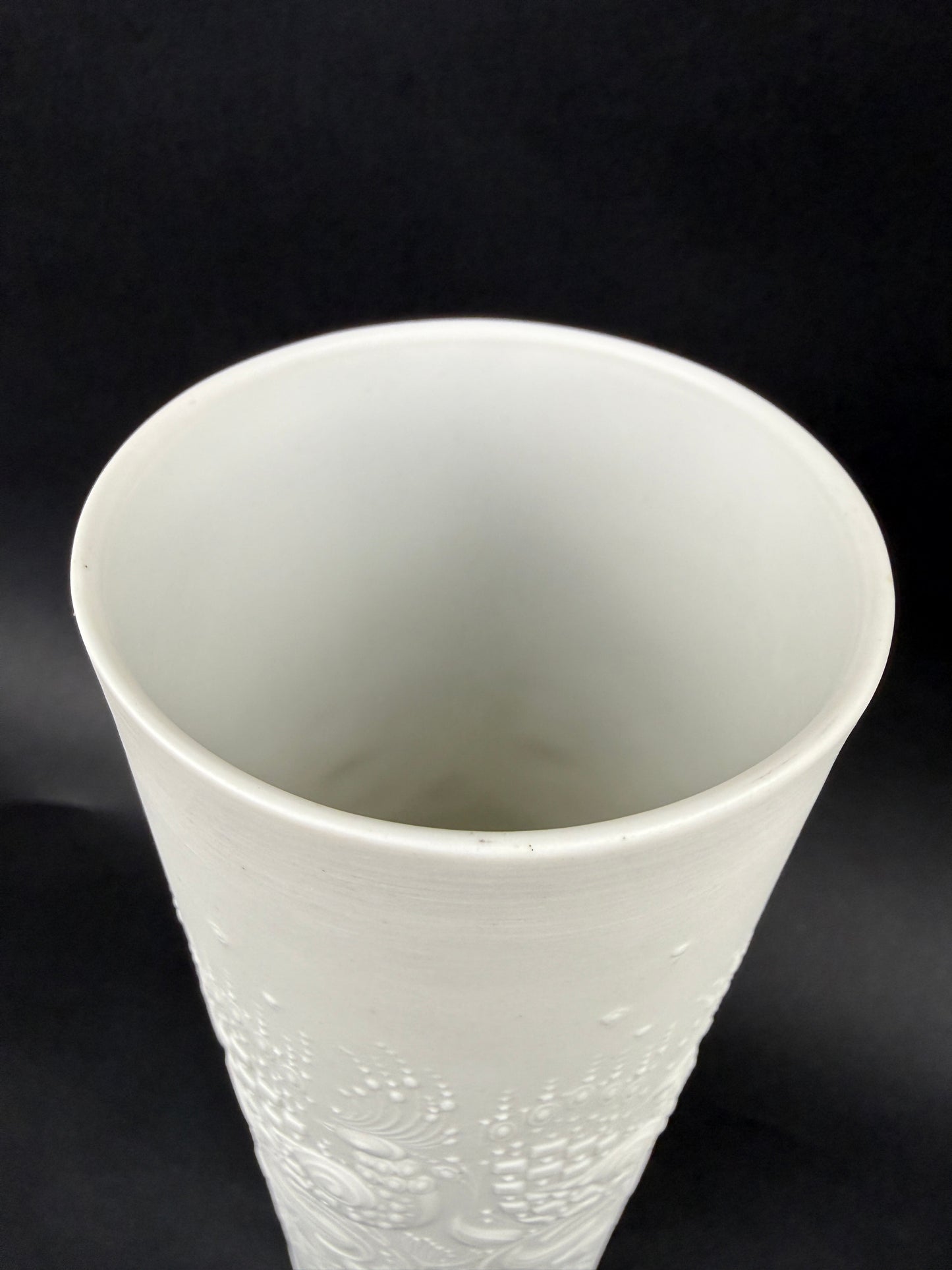 Bjorn Wiinblad, vase en biscuit de porcelaine pour Rosenthal