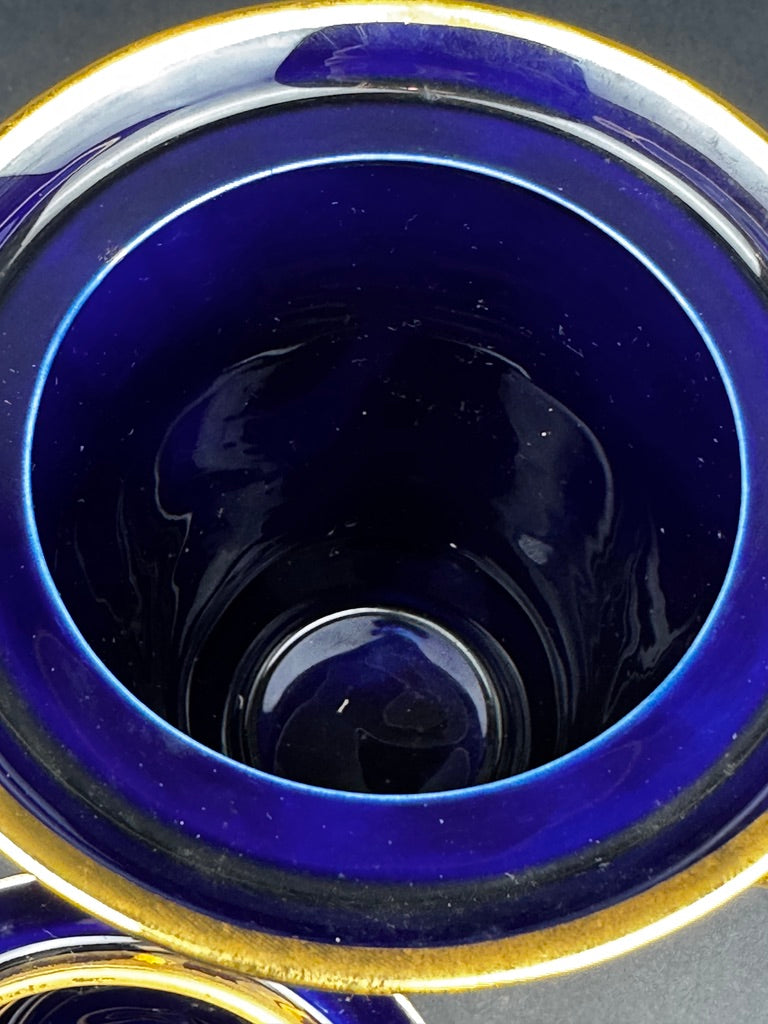 Service à café tête à tête bleu de Four et or Legle Limoges, porcelaine d’art