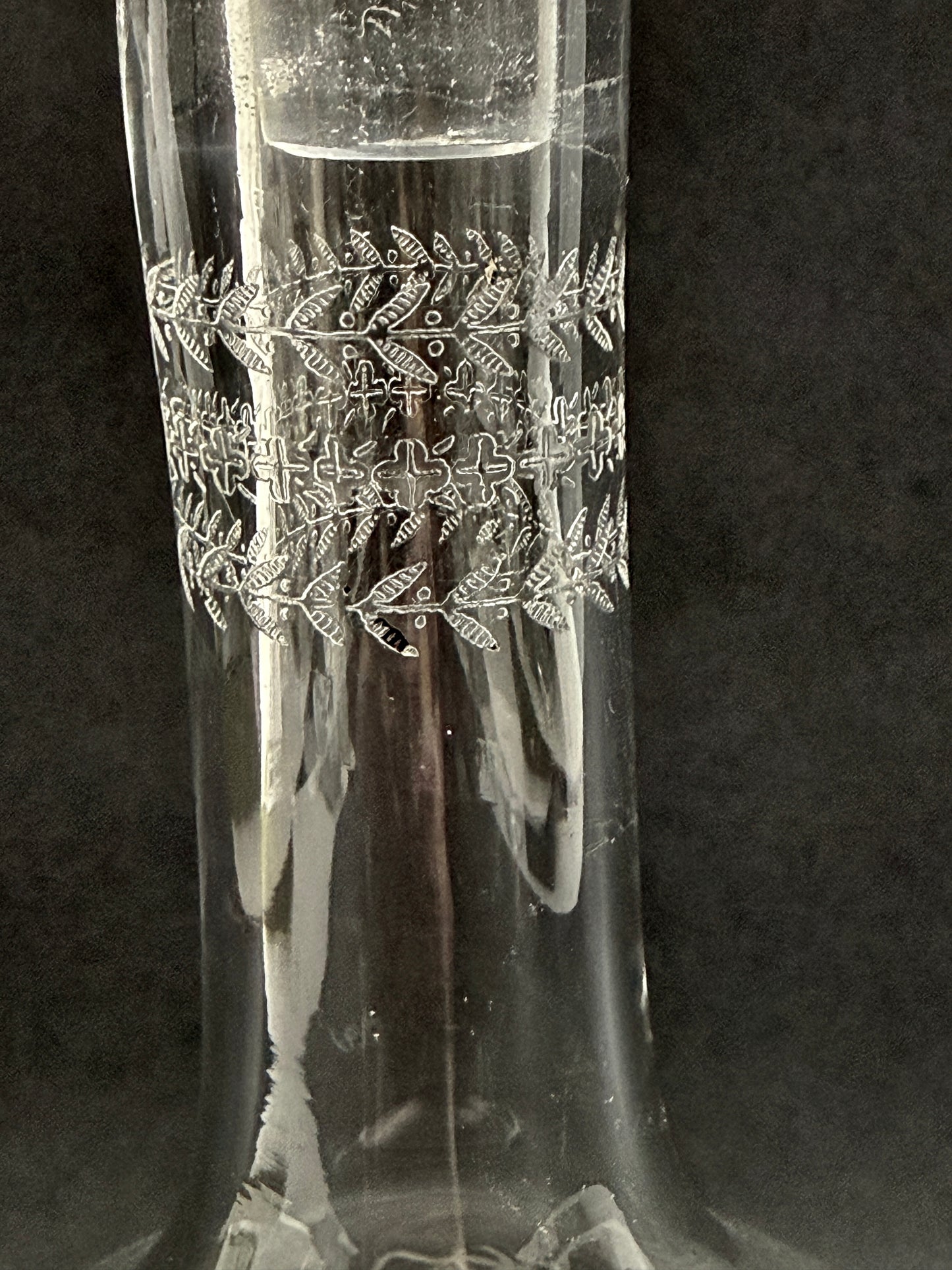 Carafe en cristal gravé fin 19ème début 20ème