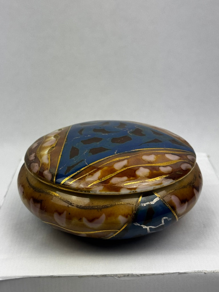 Bonbonnière Tharaud Limoges émail bleu et brun à décor doré – vers 1950