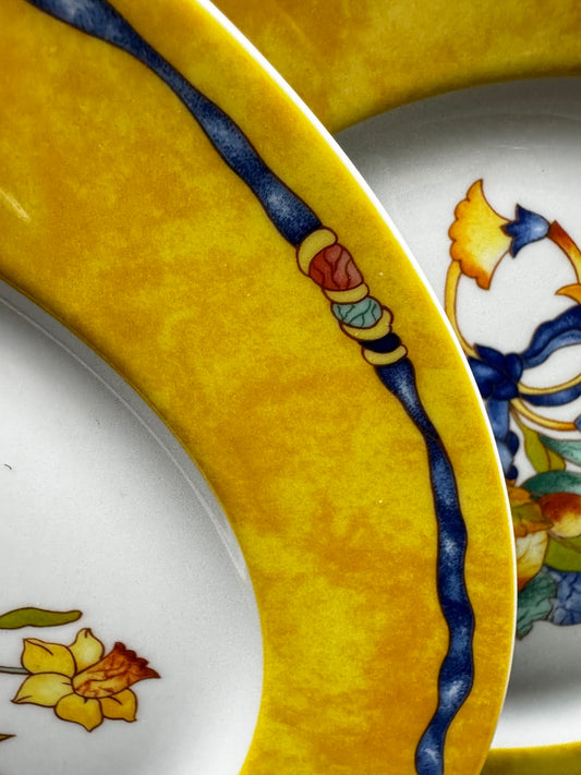 6 assiettes Bernardaud Limoges Borghese décor jaune fruits et ruban bleu