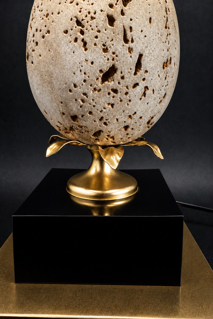Lampe oeuf d'autruche en travertin
