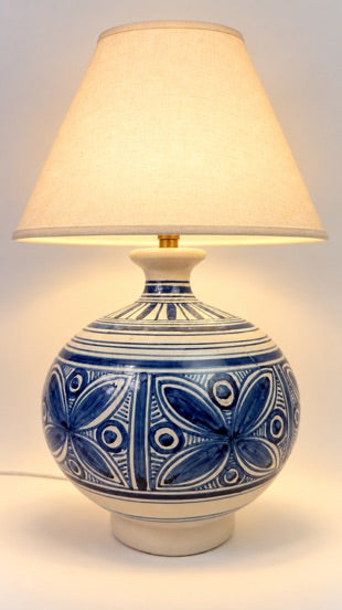 Lampe boule en céramique de Talavera La Menora bleu et blanc vintage