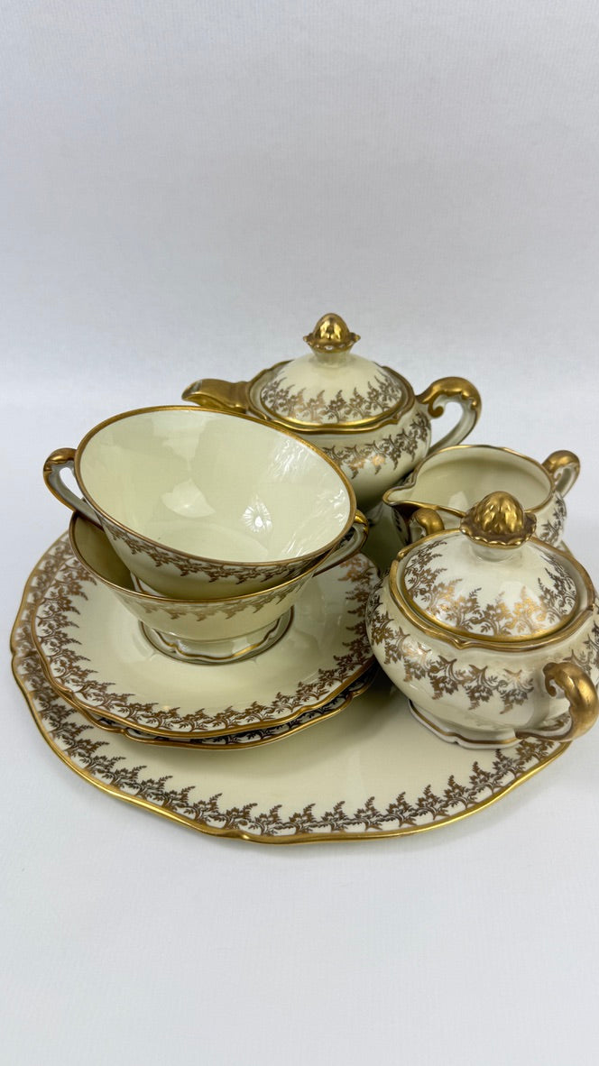 Tête-à-tête Limoges ivoire et or, service à thé vintage 8 pièces
