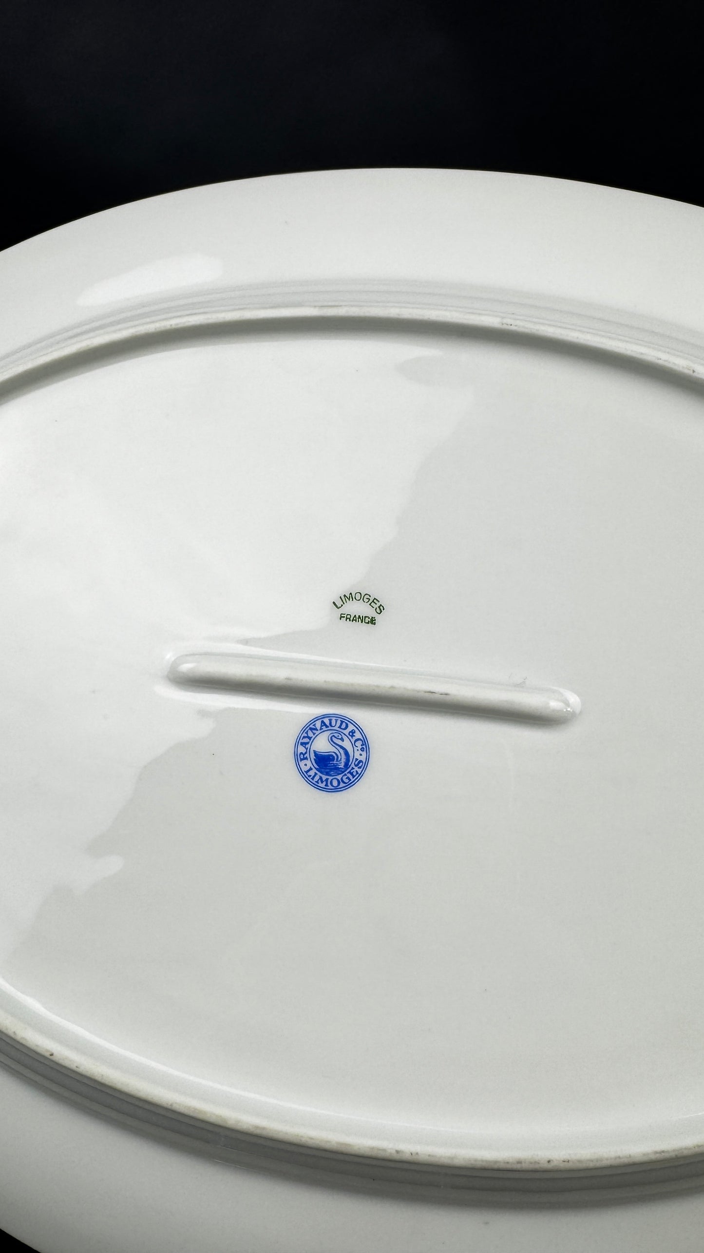 Plat ovale Raynaud modèle Fontainebleau platine