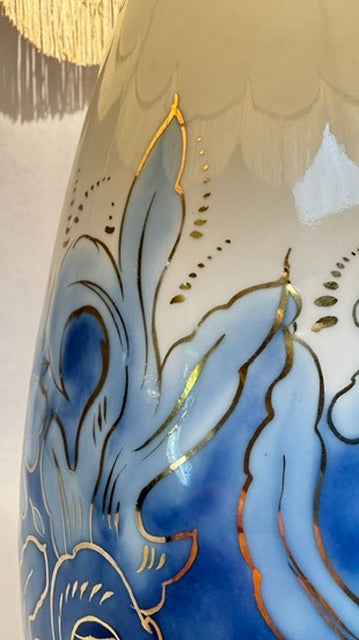 Camille Tharaud — Important vase en porcelaine de Limoges monté en lampe