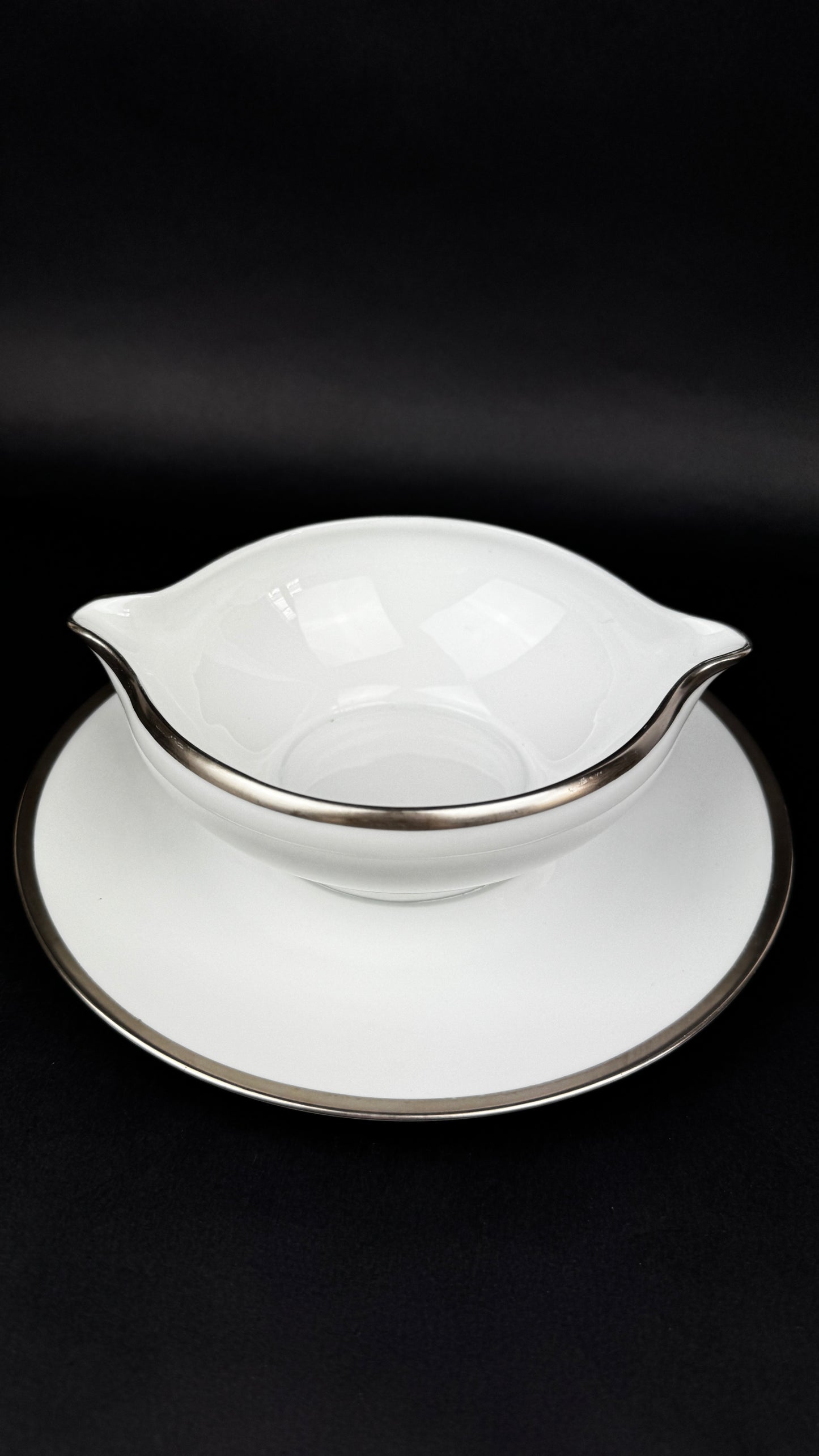 Saucière et deux raviers  Raynaud modèle Fontainebleau platine