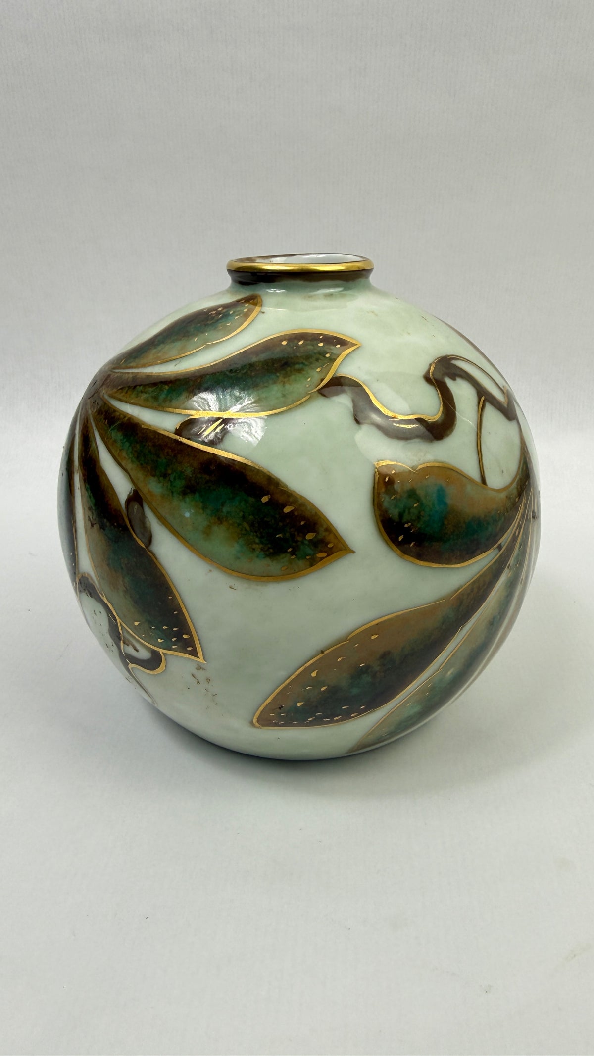 Camille Tharaud à Limoges – Vase boule en porcelaine, décor main