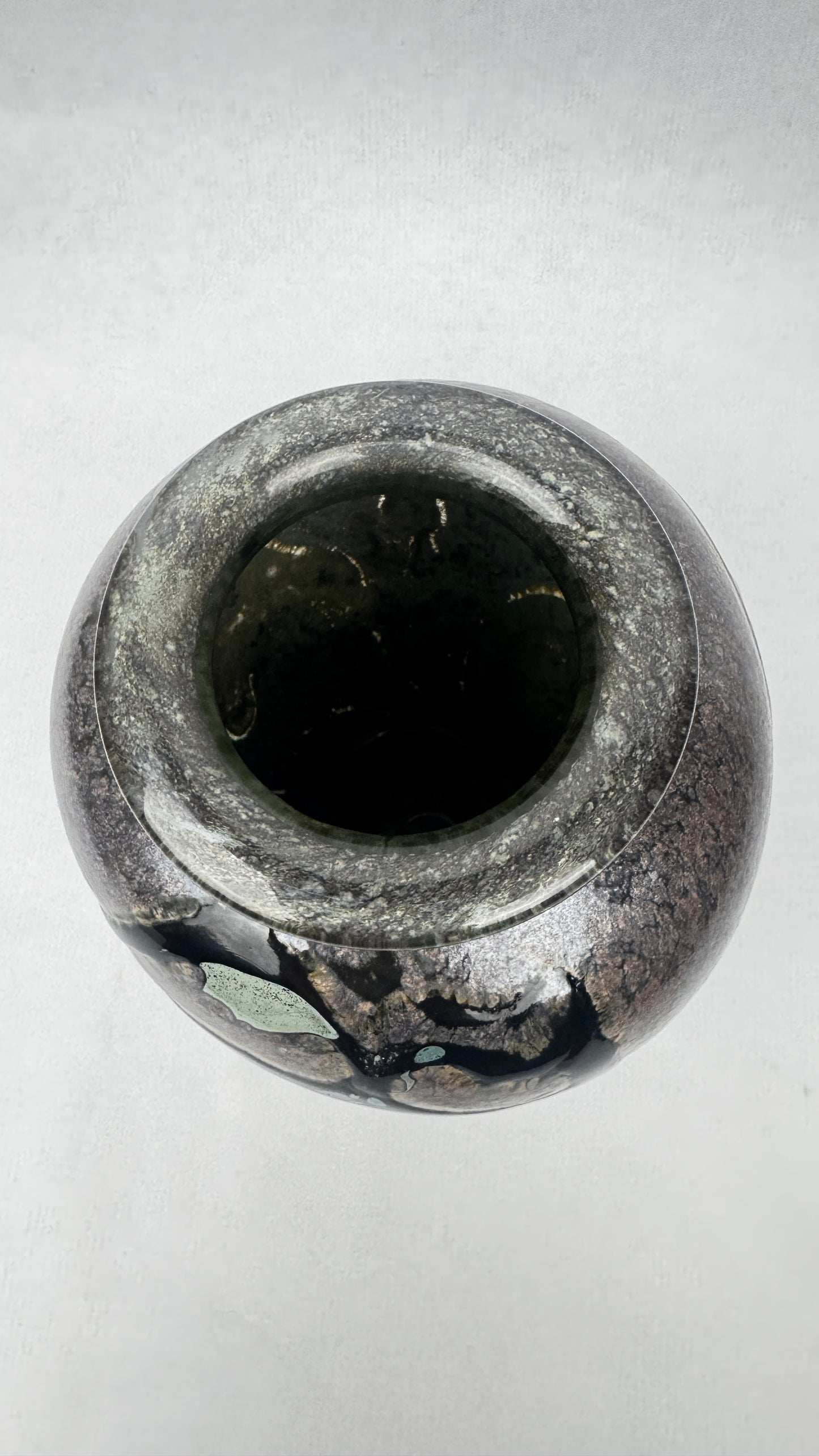 Vase en verre d’art signé René Pierini – Studio glass français, 1985
