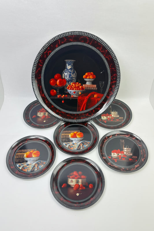 Bernardaud Limoges Ensemble « Fruits rouges » par Jean-Claude Chauray, 7 pièces